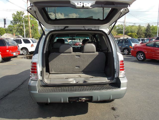 2002 Mercury Mountaineer EX - DUAL Power Doors