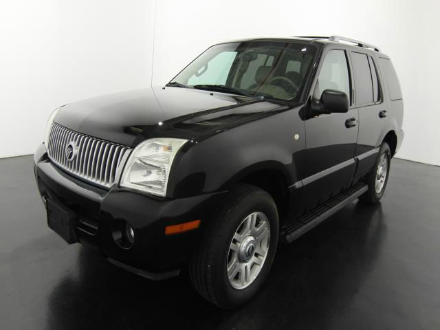 2003 Mercury Mountaineer Touring Signature Sedan 4D