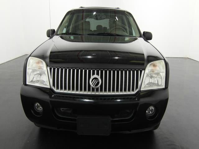 2003 Mercury Mountaineer Touring Signature Sedan 4D