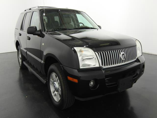 2003 Mercury Mountaineer Touring Signature Sedan 4D