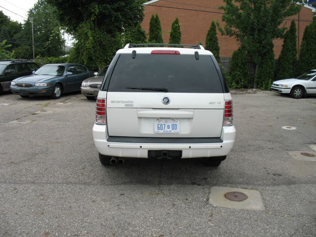 2003 Mercury Mountaineer 2500 HD 4X4