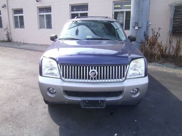 2003 Mercury Mountaineer Touring Signature Sedan 4D