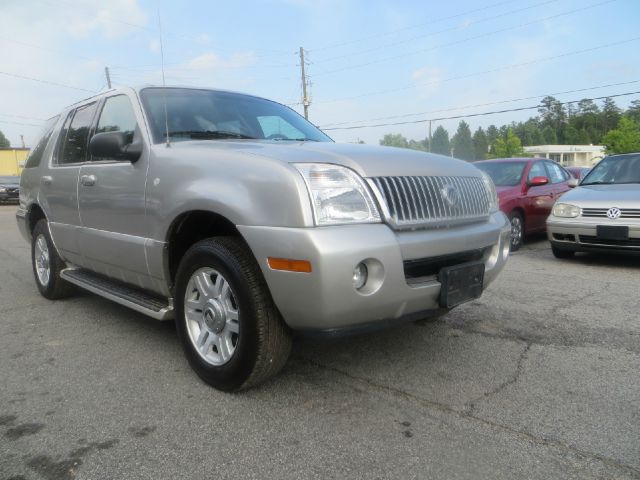 2003 Mercury Mountaineer Touring Signature Sedan 4D