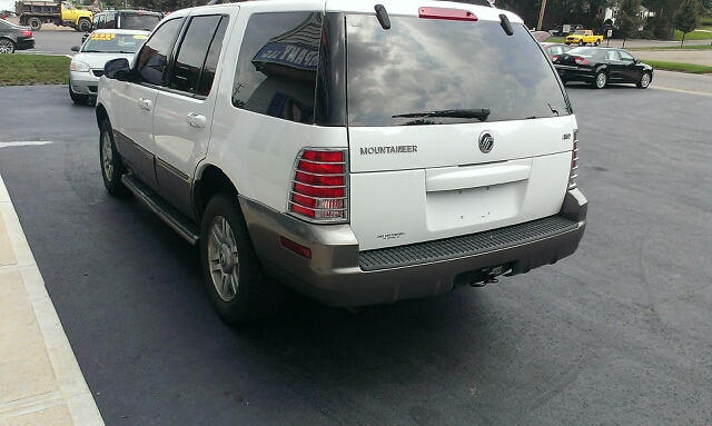 2004 Mercury Mountaineer I-4 Premier