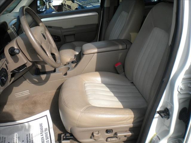 2004 Mercury Mountaineer Unknown