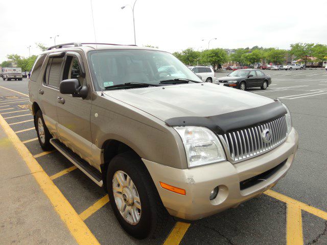 2004 Mercury Mountaineer F-350 SRW