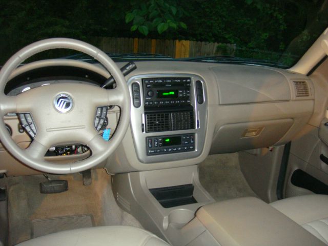 2004 Mercury Mountaineer Crome