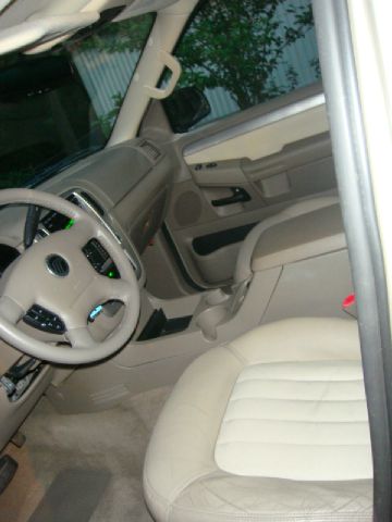 2004 Mercury Mountaineer Crome