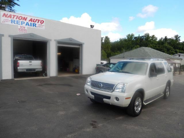 2004 Mercury Mountaineer LT Ext. Cab 4WD DRW