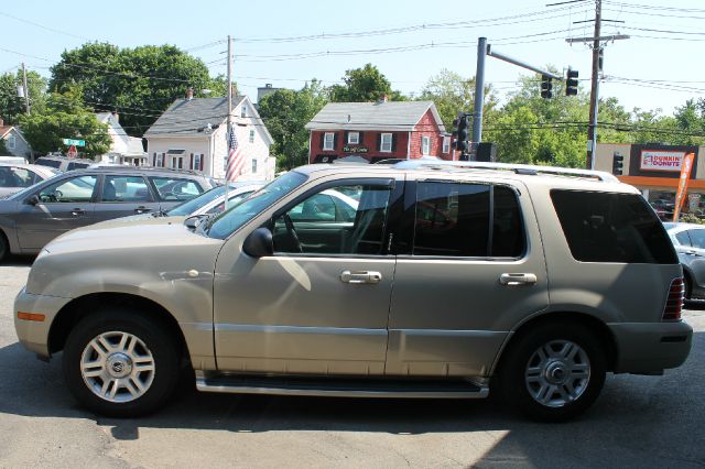 2004 Mercury Mountaineer 2500 HD 4X4