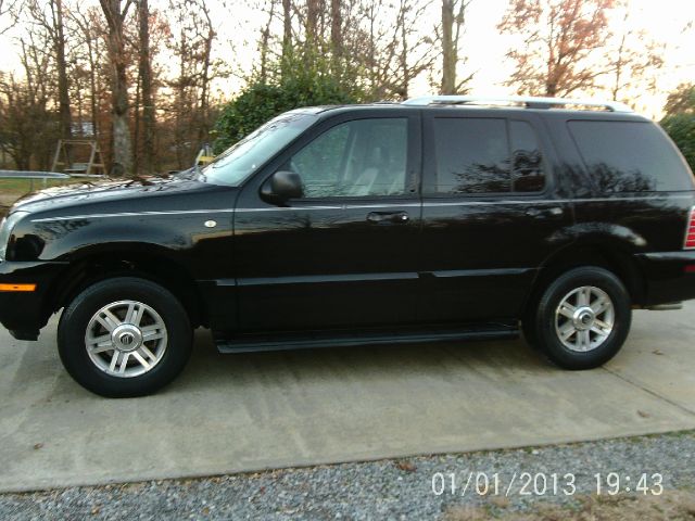 2004 Mercury Mountaineer Crome