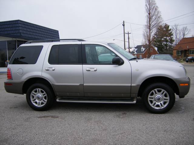 2004 Mercury Mountaineer Coupe