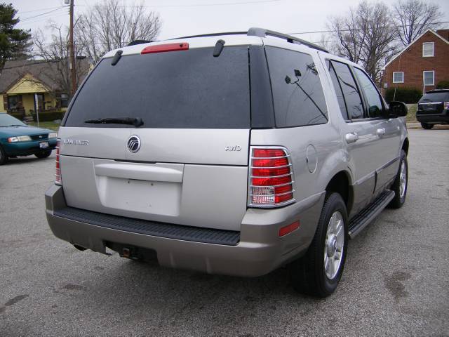 2004 Mercury Mountaineer Coupe