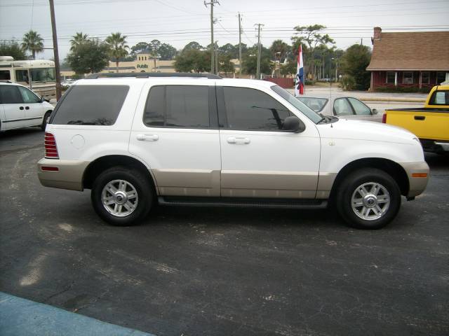 2004 Mercury Mountaineer Sport Quattro