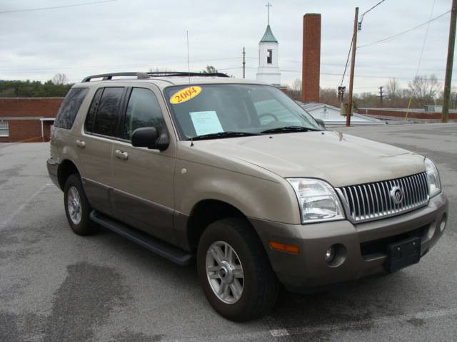 2004 Mercury Mountaineer Sport Quattro