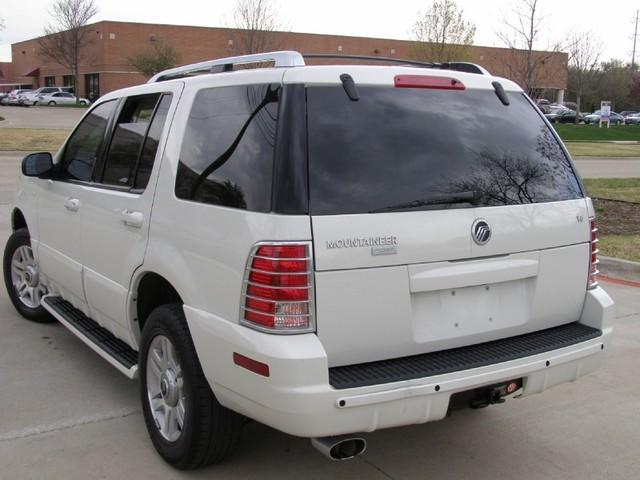 2004 Mercury Mountaineer 3.0si Navigation Pano Htd Sts