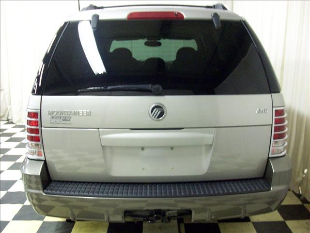 2004 Mercury Mountaineer Grand Touring Sport