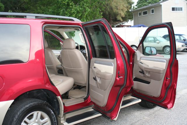 2004 Mercury Mountaineer Crome