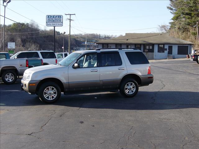 2004 Mercury Mountaineer Coupe