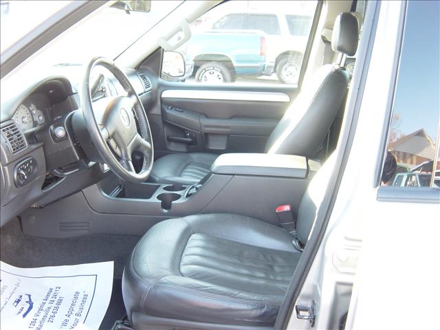 2004 Mercury Mountaineer Coupe