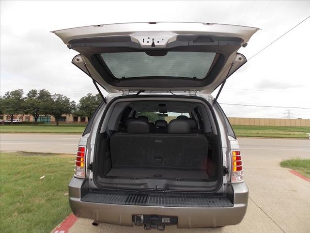 2005 Mercury Mountaineer LT CREW 25