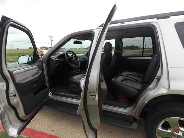 2005 Mercury Mountaineer LT CREW 25