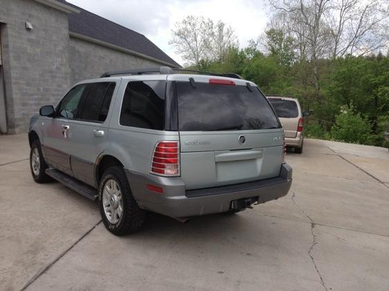 2005 Mercury Mountaineer LT Ext. Cab 4WD DRW