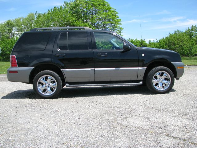 2005 Mercury Mountaineer 2500 HD 4X4