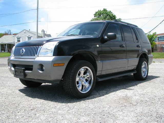 2005 Mercury Mountaineer 2500 HD 4X4