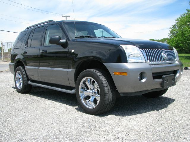 2005 Mercury Mountaineer 2500 HD 4X4