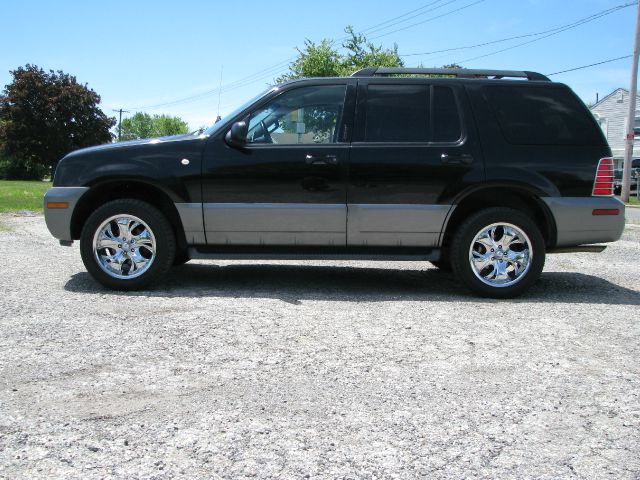 2005 Mercury Mountaineer 2500 HD 4X4