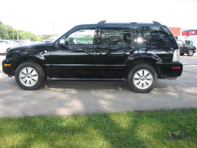 2006 Mercury Mountaineer 2500 HD 4X4