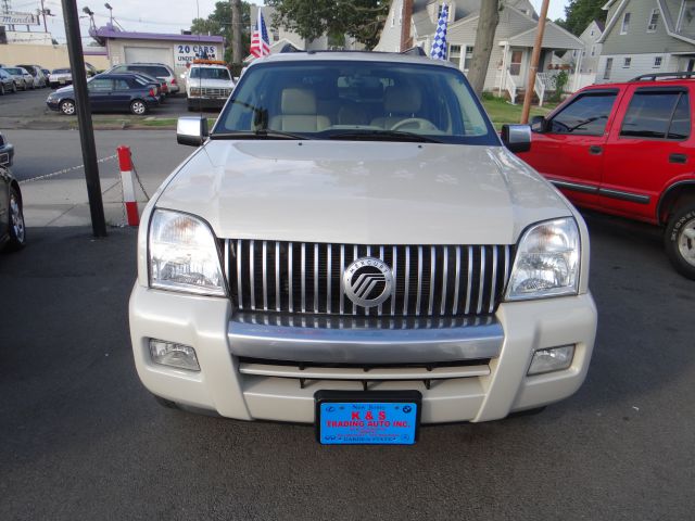 2006 Mercury Mountaineer 2500 HD 4X4