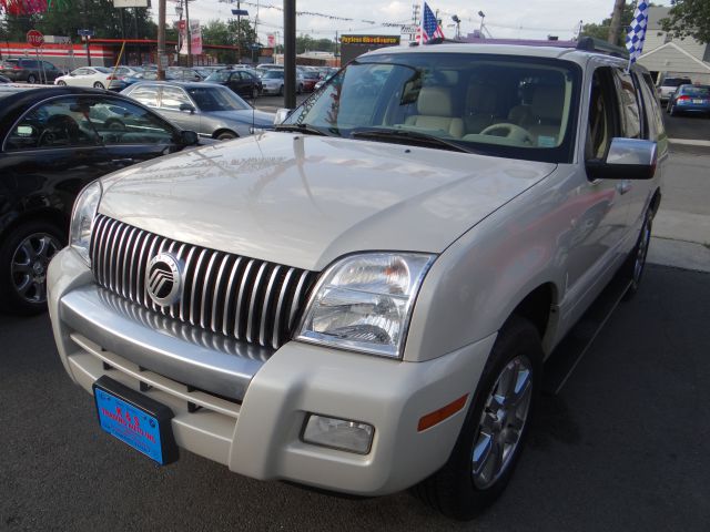 2006 Mercury Mountaineer 2500 HD 4X4