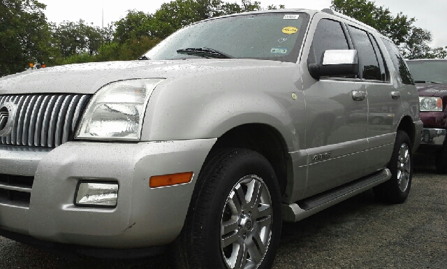 2007 Mercury Mountaineer Sportw/sunroof, ONE Owner