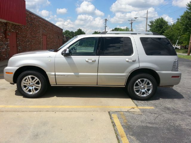 2007 Mercury Mountaineer 2500 HD 4X4