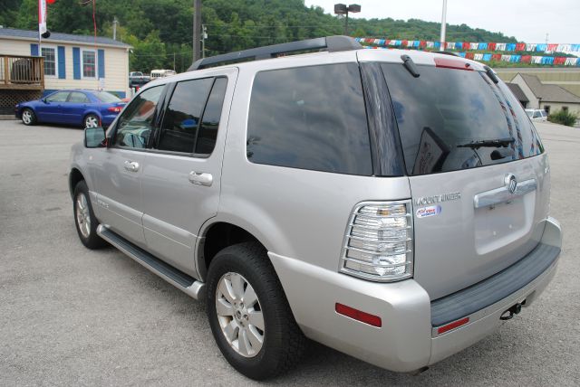 2008 Mercury Mountaineer Typessedan