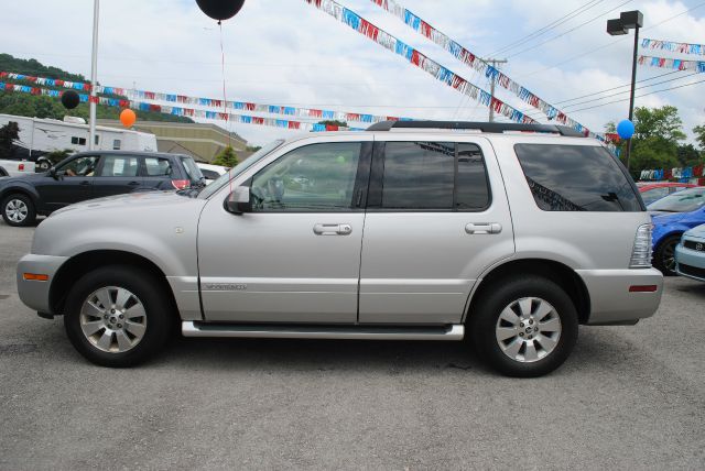 2008 Mercury Mountaineer Typessedan