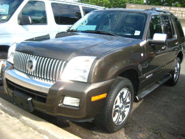 2008 Mercury Mountaineer Crome