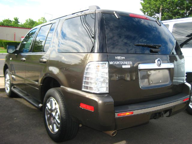 2008 Mercury Mountaineer Crome