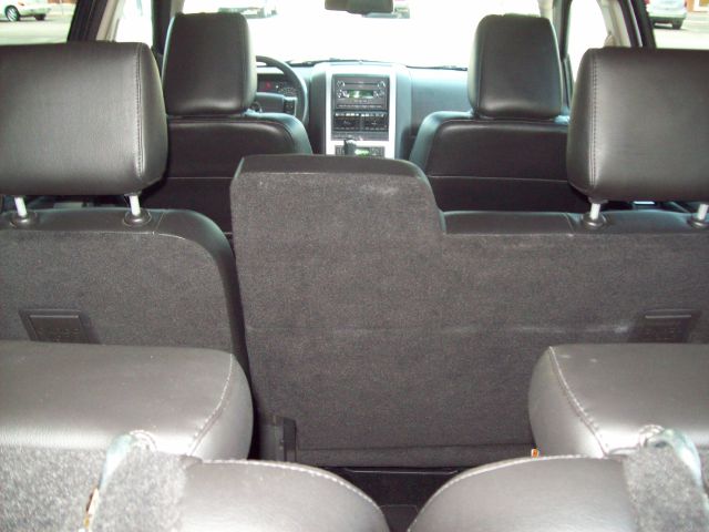 2009 Mercury Mountaineer Sportw/sunroof, ONE Owner