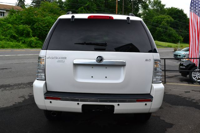 2010 Mercury Mountaineer XLT XCAB