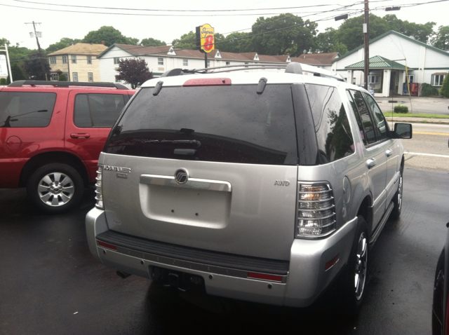 2010 Mercury Mountaineer Crome