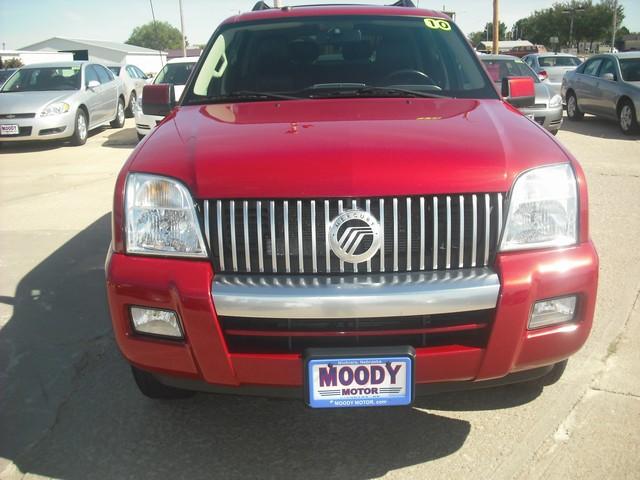 2010 Mercury Mountaineer X