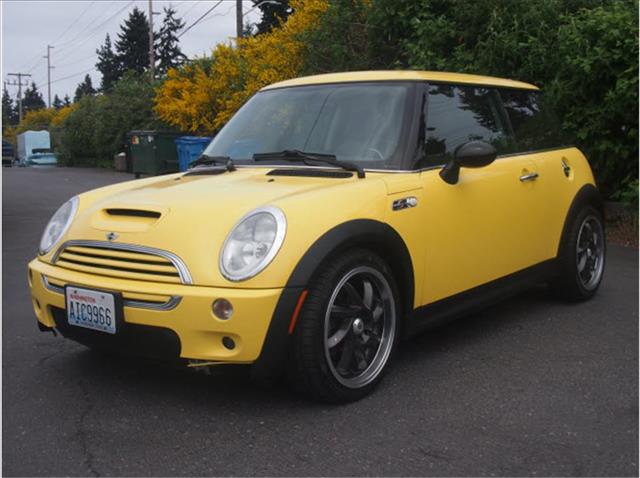 2002 Mini Cooper Premier AWD SUV