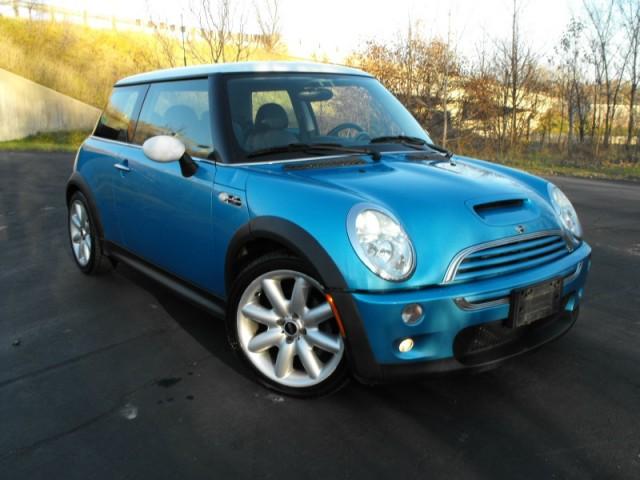 2003 Mini Cooper Premier V8