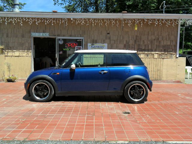 2003 Mini Cooper Base