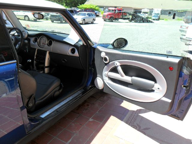 2003 Mini Cooper Base