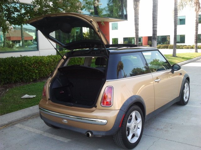 2003 Mini Cooper Rear-wheel Drive