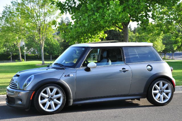 2004 Mini Cooper XR